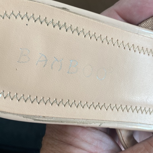 Shoes - Picture 6 of 7